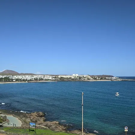 加里昂海滩公寓