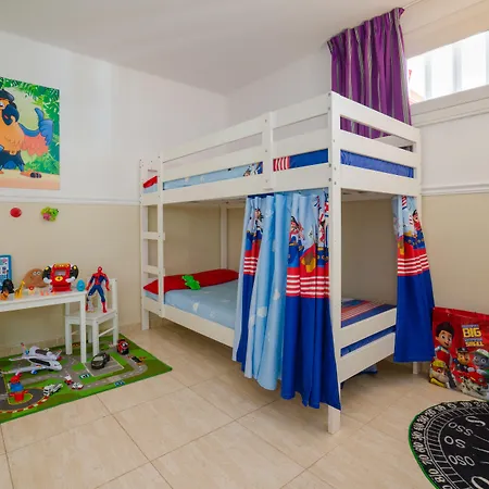 מלון דירות Galeon Playa 3*