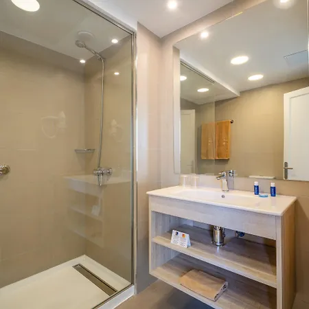 Galeon Playa By Seasense Aparthotel