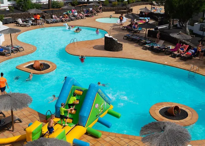 Lägenhetshotell Galeon Playa 3*