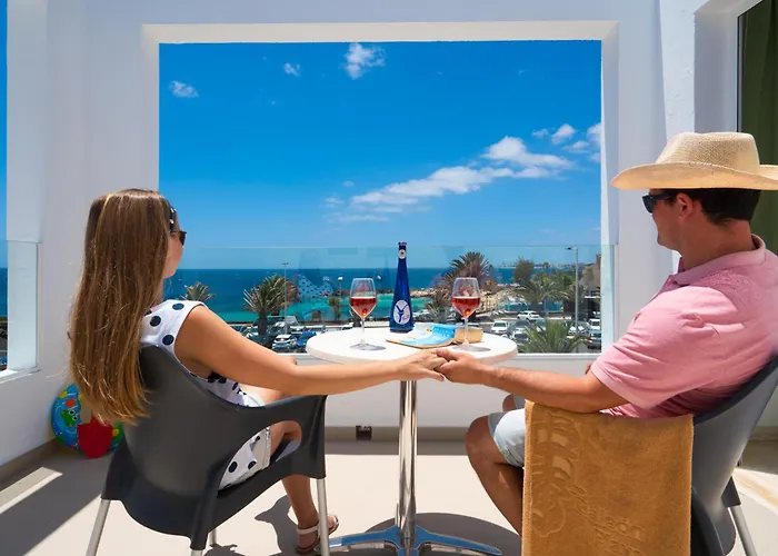 Lägenhetshotell Galeon Playa Costa Teguise