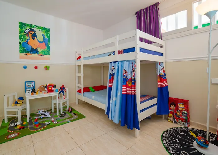 Lägenhetshotell Galeon Playa 3*