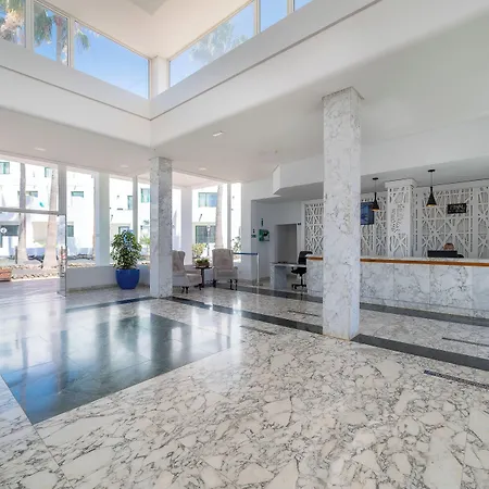 Hotel apartamentowy Galeon Playa 3*